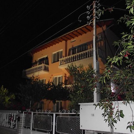 Family Hotel Velevi Velingrad Exterior foto