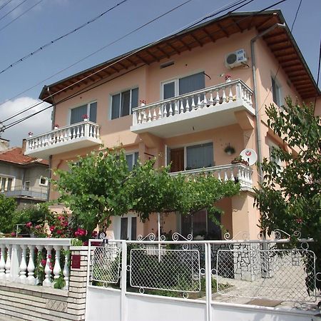 Family Hotel Velevi Velingrad Exterior foto