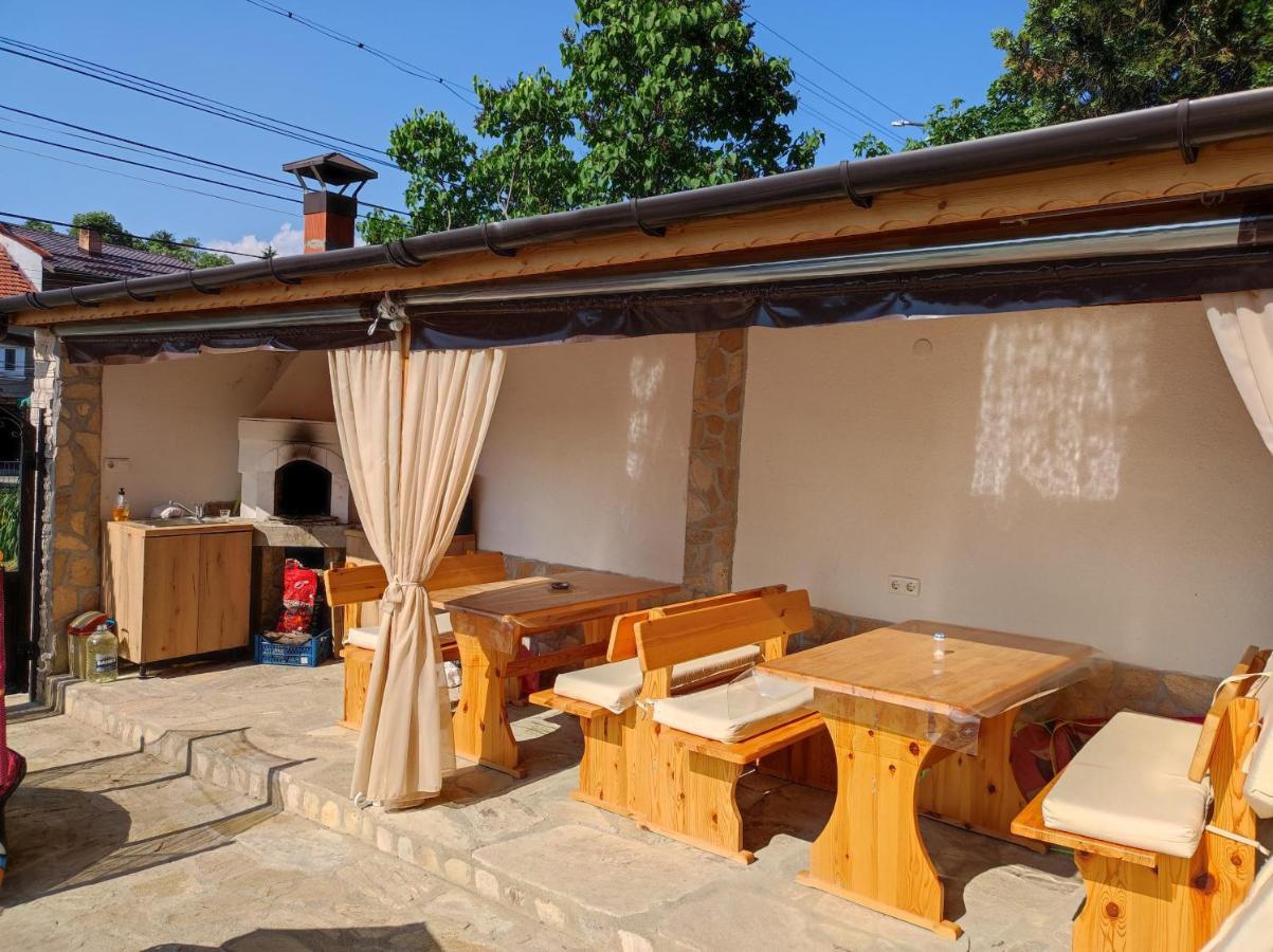 Family Hotel Velevi Velingrad Exterior foto